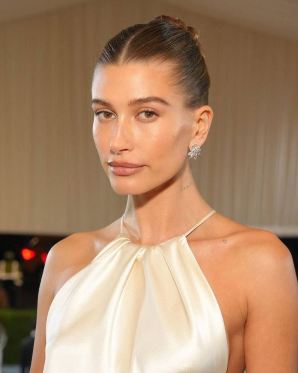 Humidity-Proof Wedding Hairstyles: 6 Styles & Step-by-Step Guides