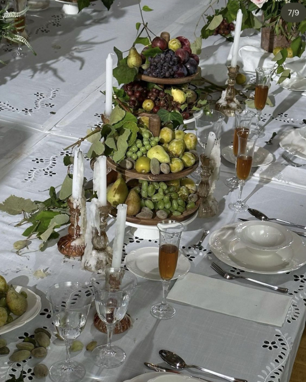 40 Place Setting Trends for 2025 to Transform Your Wedding Table