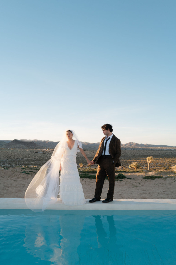 Photographers Elizabeth Pishal