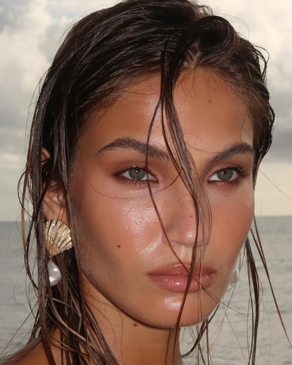 Humidity-Proof Wedding Hairstyles: 6 Styles & Step-by-Step Guides