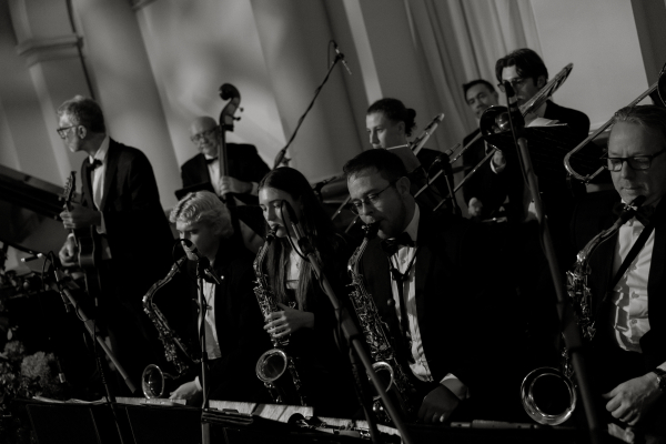 An Opulent & Darkly Romantic Renaissance-Inspired Wedding