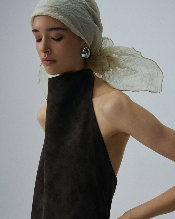 40 Chic Veil Alternatives: Trendy Bridal Accessories for a Modern Look