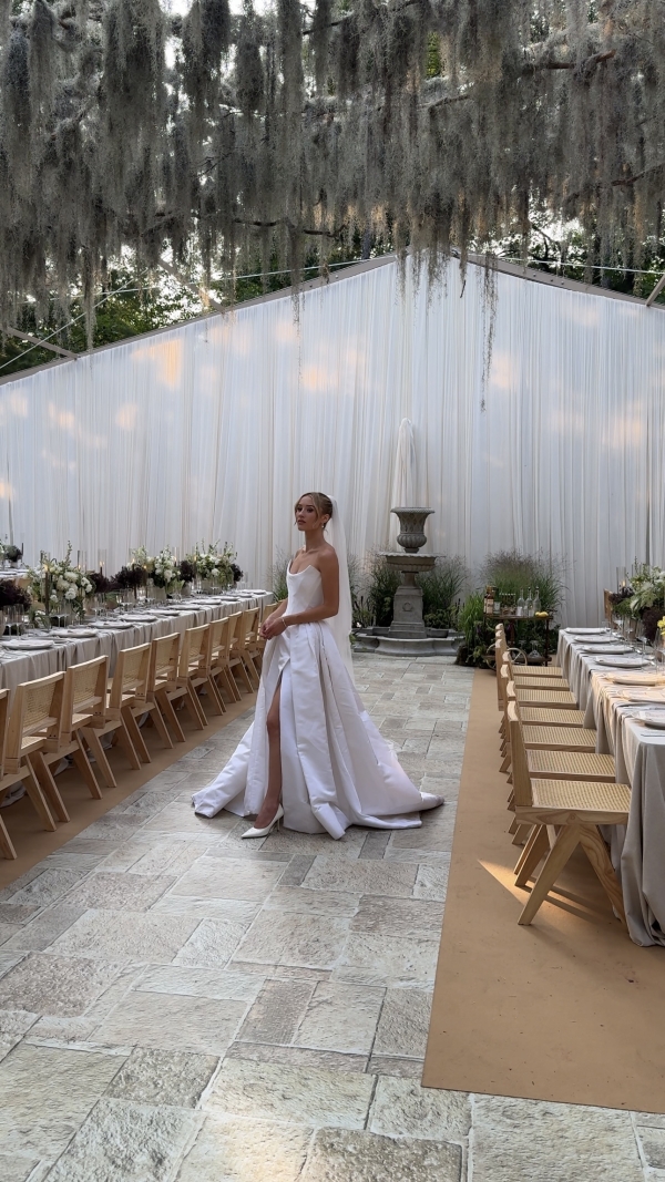 Content Creators Hype Gal