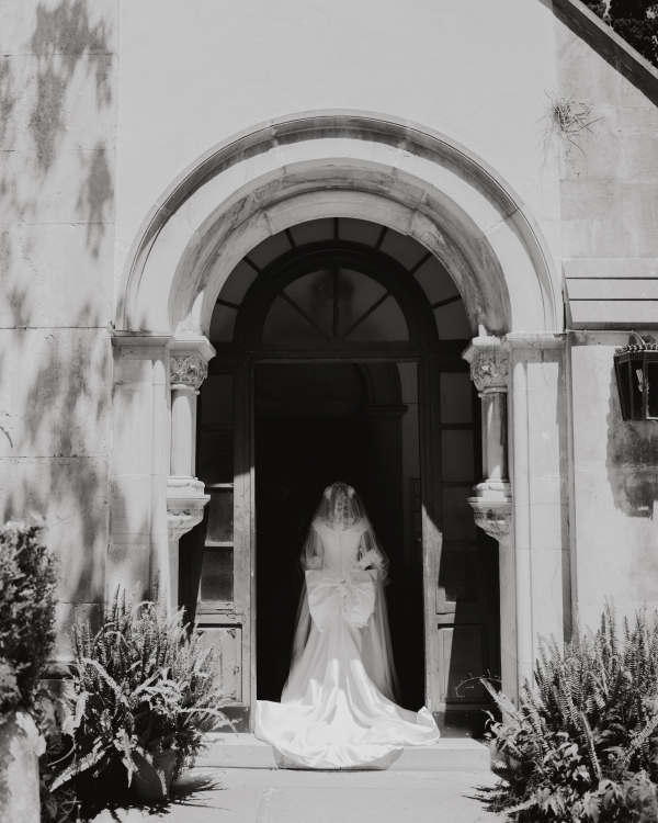 A Vintage-Inspired Seaside Wedding in Portugal