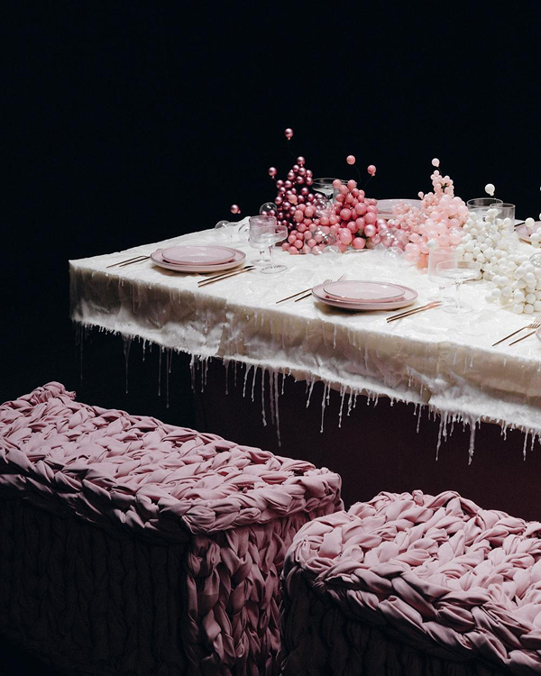 50 Bold & Breathtaking Maximalist Wedding Decor Ideas