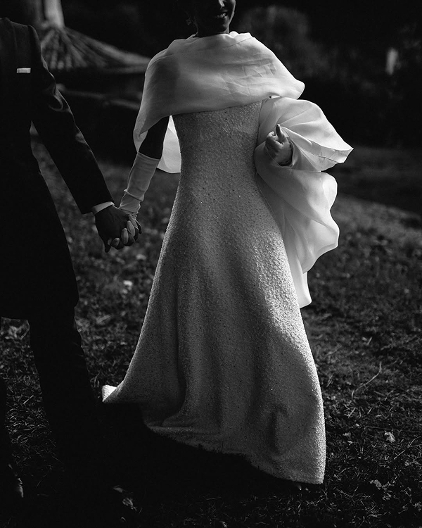 40 Chic Veil Alternatives: Trendy Bridal Accessories for a Modern Look