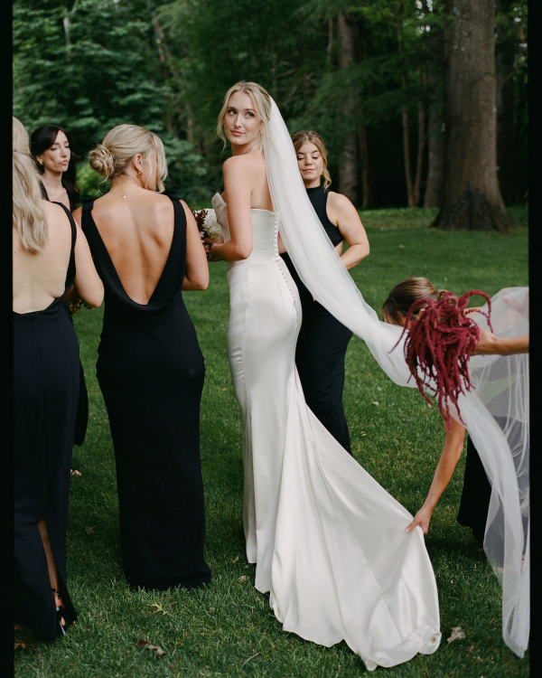 A Blush and Berry-Infused Wedding at a Luxurious Australian Estate