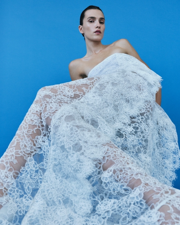 30 Chic Bridal Dresses Perfect for an Italian Wedding