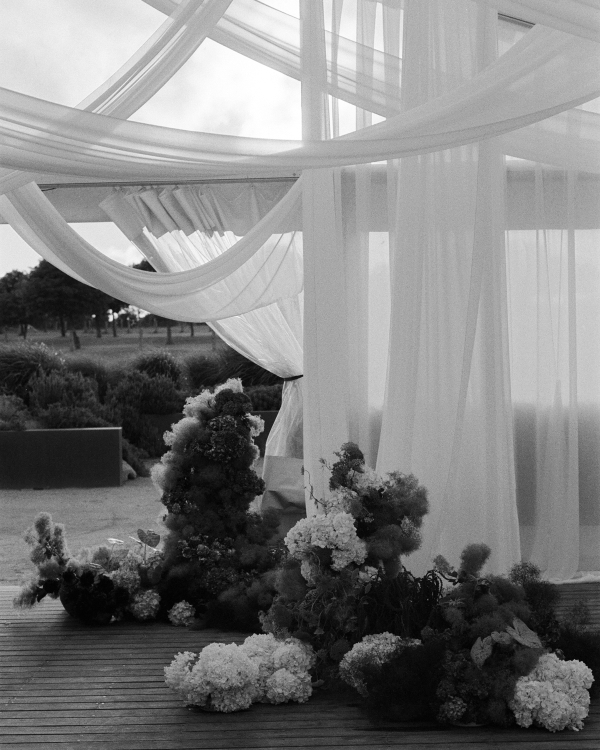 A Blush and Berry-Infused Wedding at a Luxurious Australian Estate