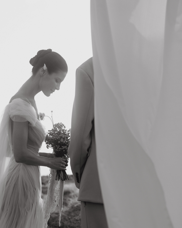 An Ethereal & Otherworldly Wedding in the Arabian Desert