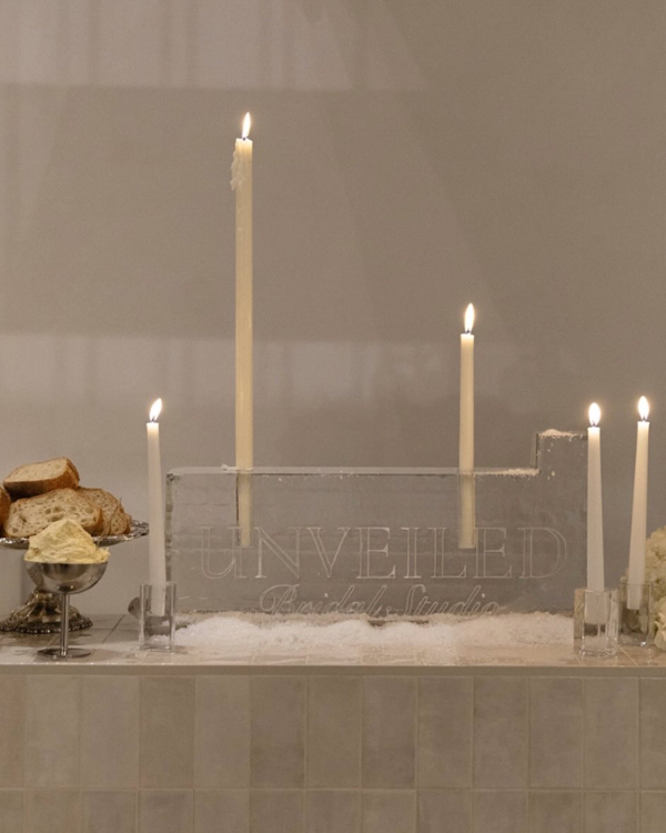 20 Stunning Ice Sculpture Ideas for Your Wedding