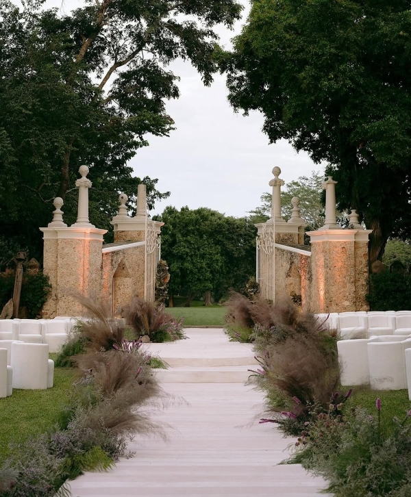 24 Best Wedding & Event Stylists Around the World