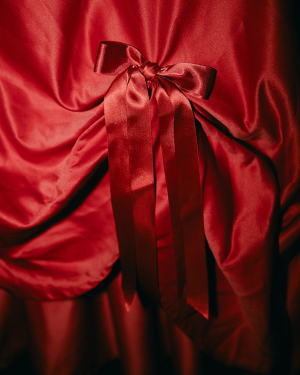 An Opulent & Darkly Romantic Renaissance-Inspired Wedding