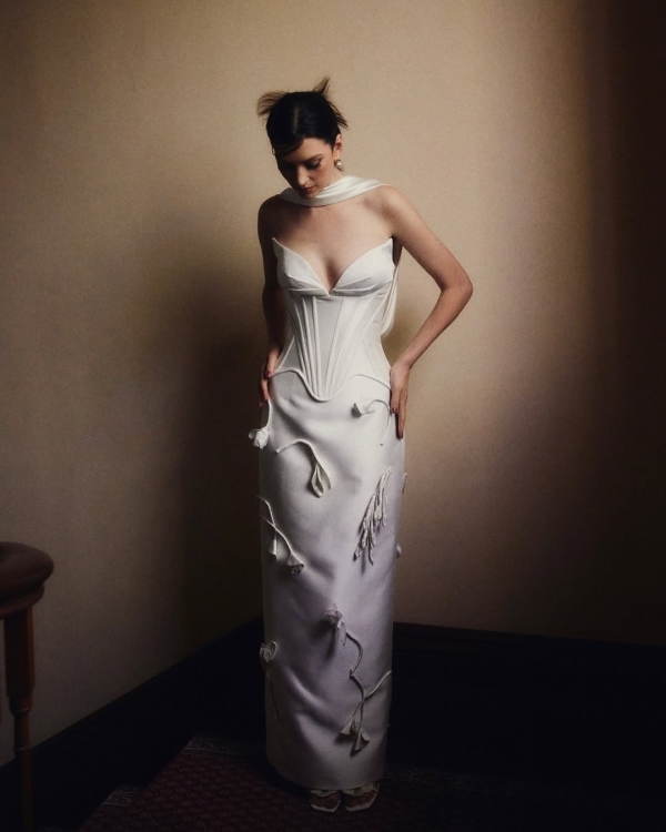 30 Chic Bridal Dresses Perfect for an Italian Wedding