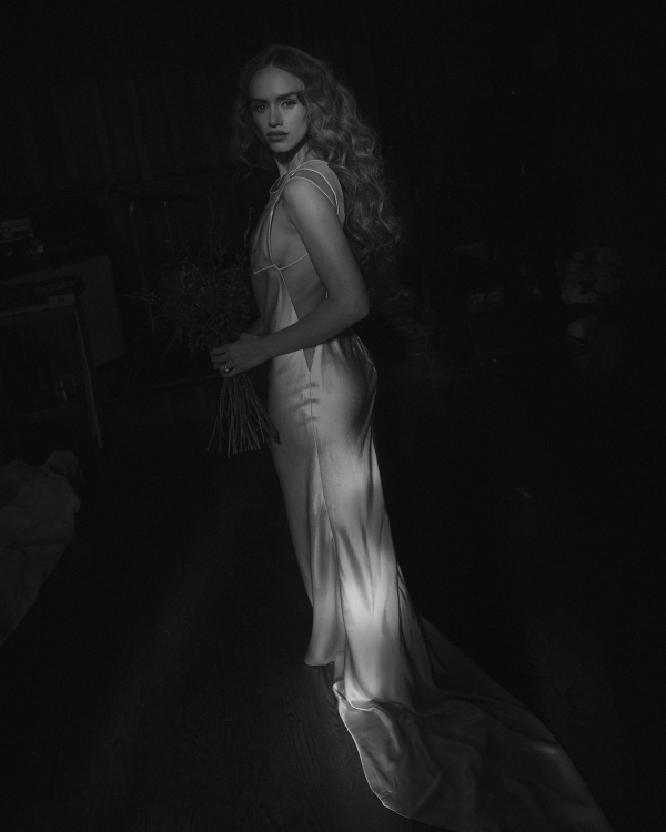 An Artful & Stylish Wedding with a Touch of Grunge