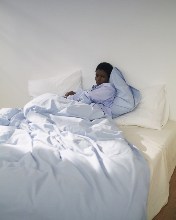 5 Overnight Beauty Hacks for Gorgeous Hair, Skin, and Nails