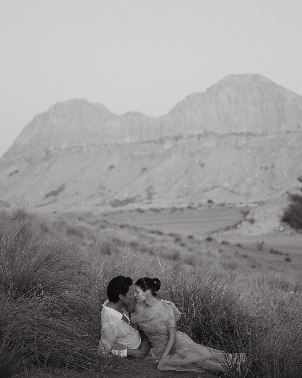 An Ethereal & Otherworldly Wedding in the Arabian Desert