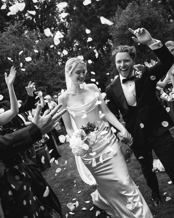 A Blush and Berry-Infused Wedding at a Luxurious Australian Estate