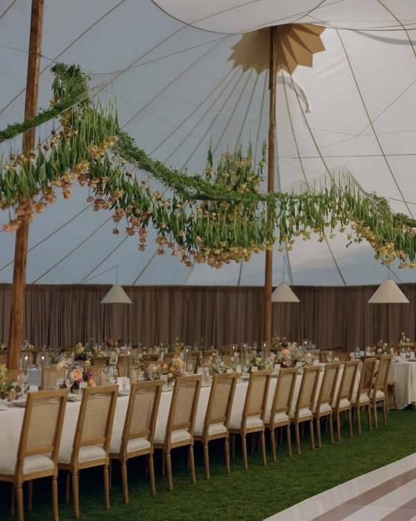 Wedding Florist in the USA | Wedding Decorators, Flower Arrangements in America | Bouquet For Bride