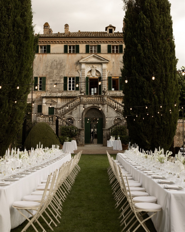 A Timeless & Intimately Elegant Tuscan Villa Wedding