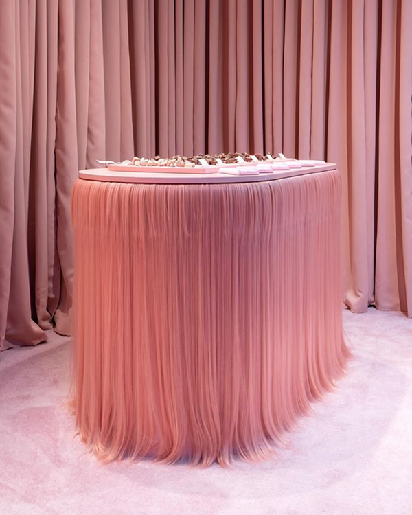 50 Bold & Breathtaking Maximalist Wedding Decor Ideas