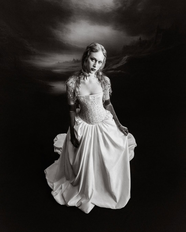 30 Chic Bridal Dresses Perfect for an Italian Wedding