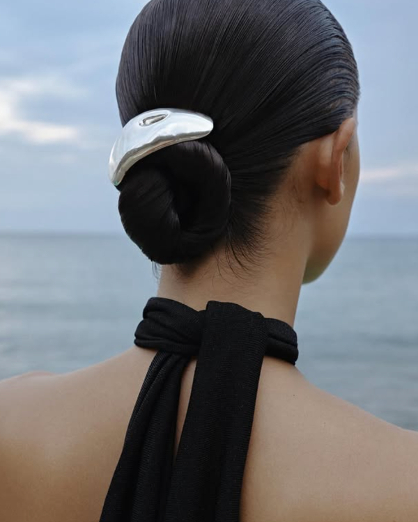 Humidity-Proof Wedding Hairstyles: 6 Styles & Step-by-Step Guides