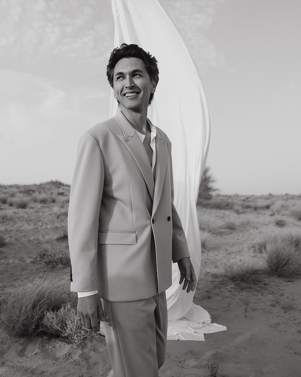 An Ethereal & Otherworldly Wedding in the Arabian Desert