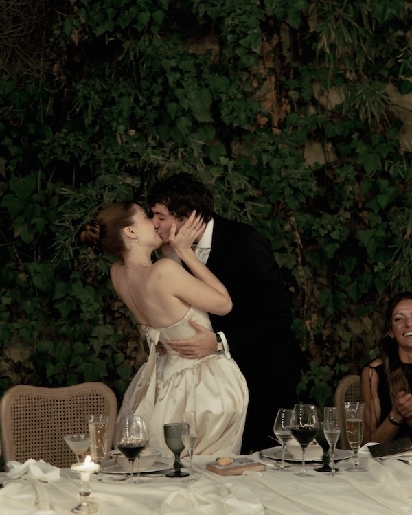 10 Must-Have Wedding Reception Photos, According to Top Photographers