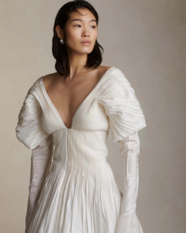 45 Chic Sleeve Wedding Dresses Trending for Fashion-Forward Brides
