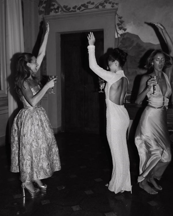 A Timeless & Intimately Elegant Tuscan Villa Wedding