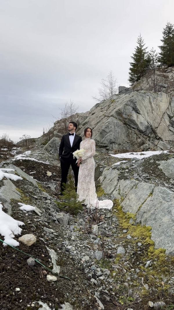 Content Creators Hype Gal