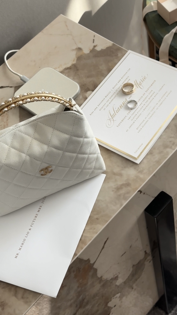 Content Creators Hype Gal