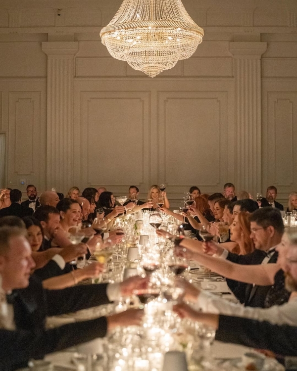 What to Expect When Working with a Luxury Wedding Planner