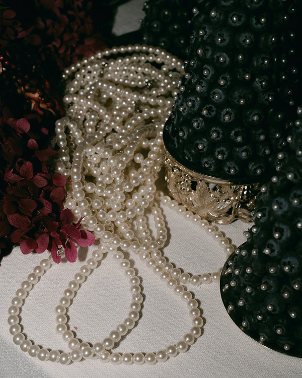 An Opulent & Darkly Romantic Renaissance-Inspired Wedding