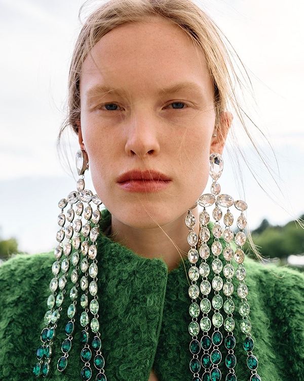 30 Bridal Jewelry Trends to Elevate Your Wedding Look