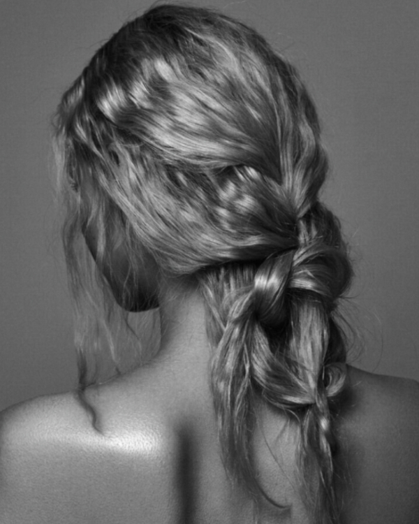 Humidity-Proof Wedding Hairstyles: 6 Styles & Step-by-Step Guides