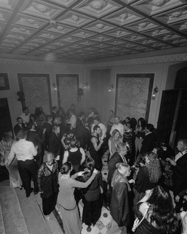 10 Must-Have Wedding Reception Photos, According to Top Photographers