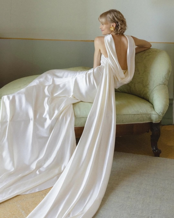 What is a Bridal Stylist and How Do They Work?