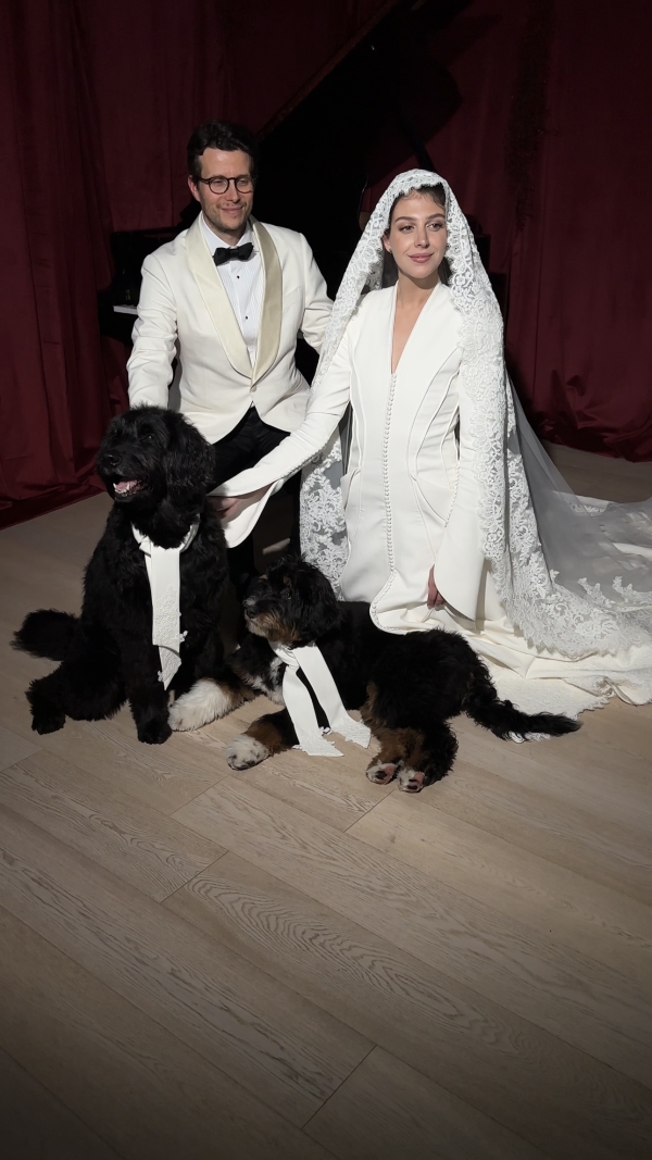 Content Creators Hype Gal