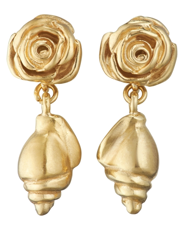 Floral Motif Jewelry for a Wedding Day