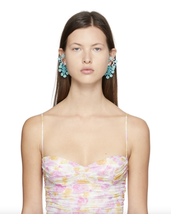 Floral Motif Jewelry for a Wedding Day