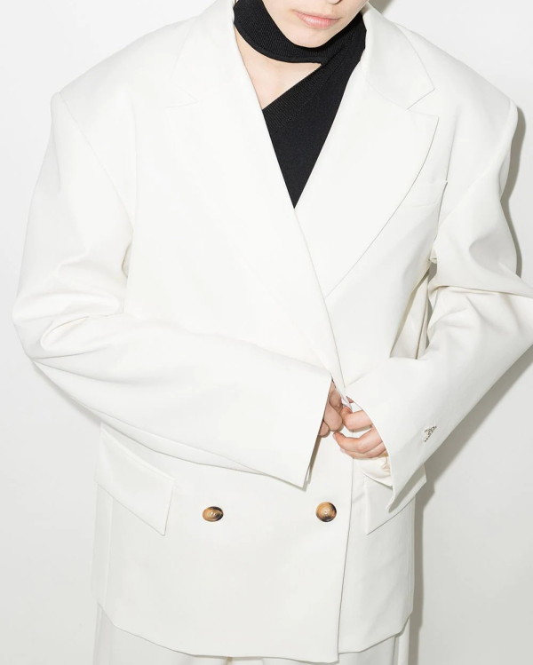 Top 11 Monochromatic Suits For Womens | Best Monochromatic Paint Suits, Photos | For Wedding Guest