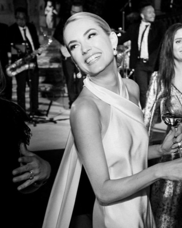 Top 15 Halterneck Wedding Dresses | Danielle Frankel | Best Halter Neck Wedding Gown | Photo