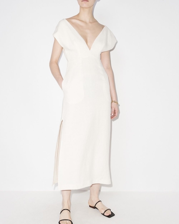 Top 10 White Linen Wedding Dresses for Summer | Stylish Linen Outfits for Weddings