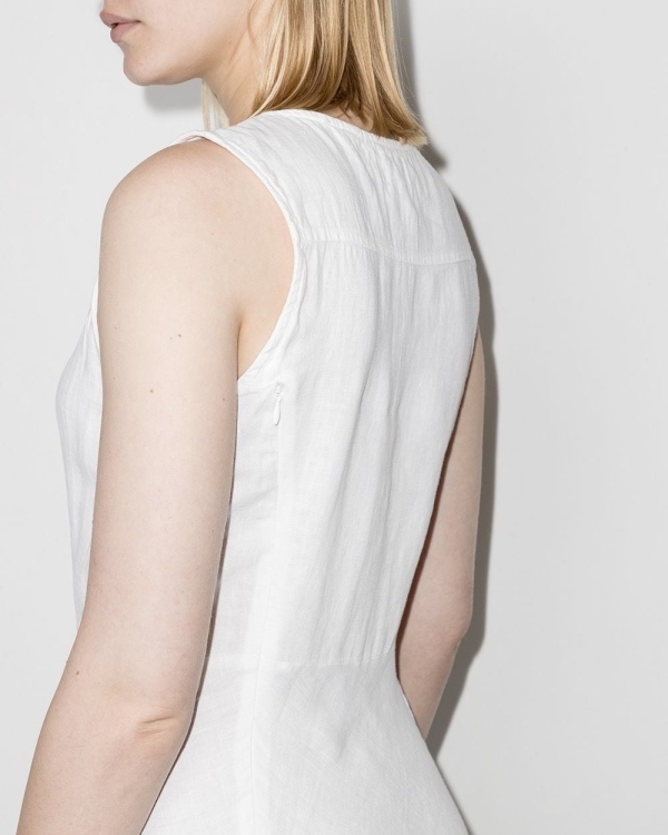 Top 10 White Linen Wedding Dresses for Summer | Stylish Linen Outfits for Weddings