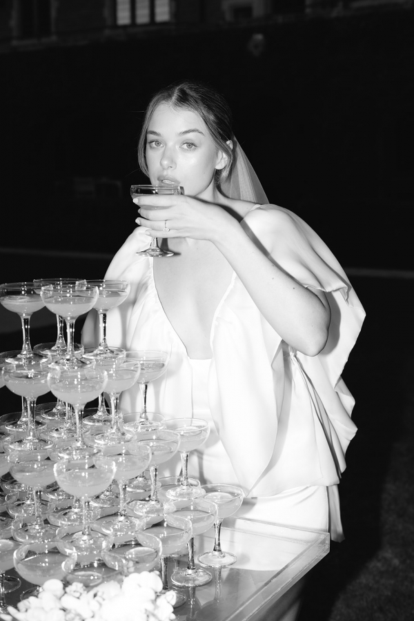 An Autumn Wedding Editorial | Embracing Tranquil Days, Starlit Dining, and Gentle Transitions