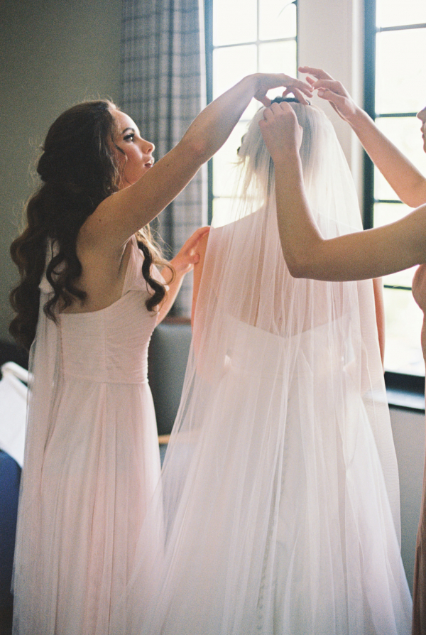 Photographers Courtney Sinclair