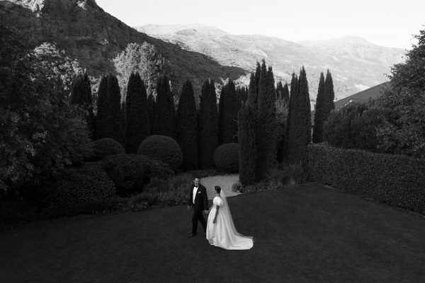 Enchanting Nuptials in Queenstown: A Harmonious Fusion of Elegance and Celebration