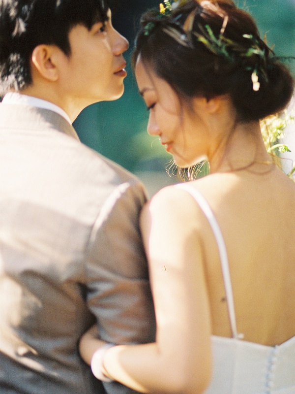 Photographers Lola Rong